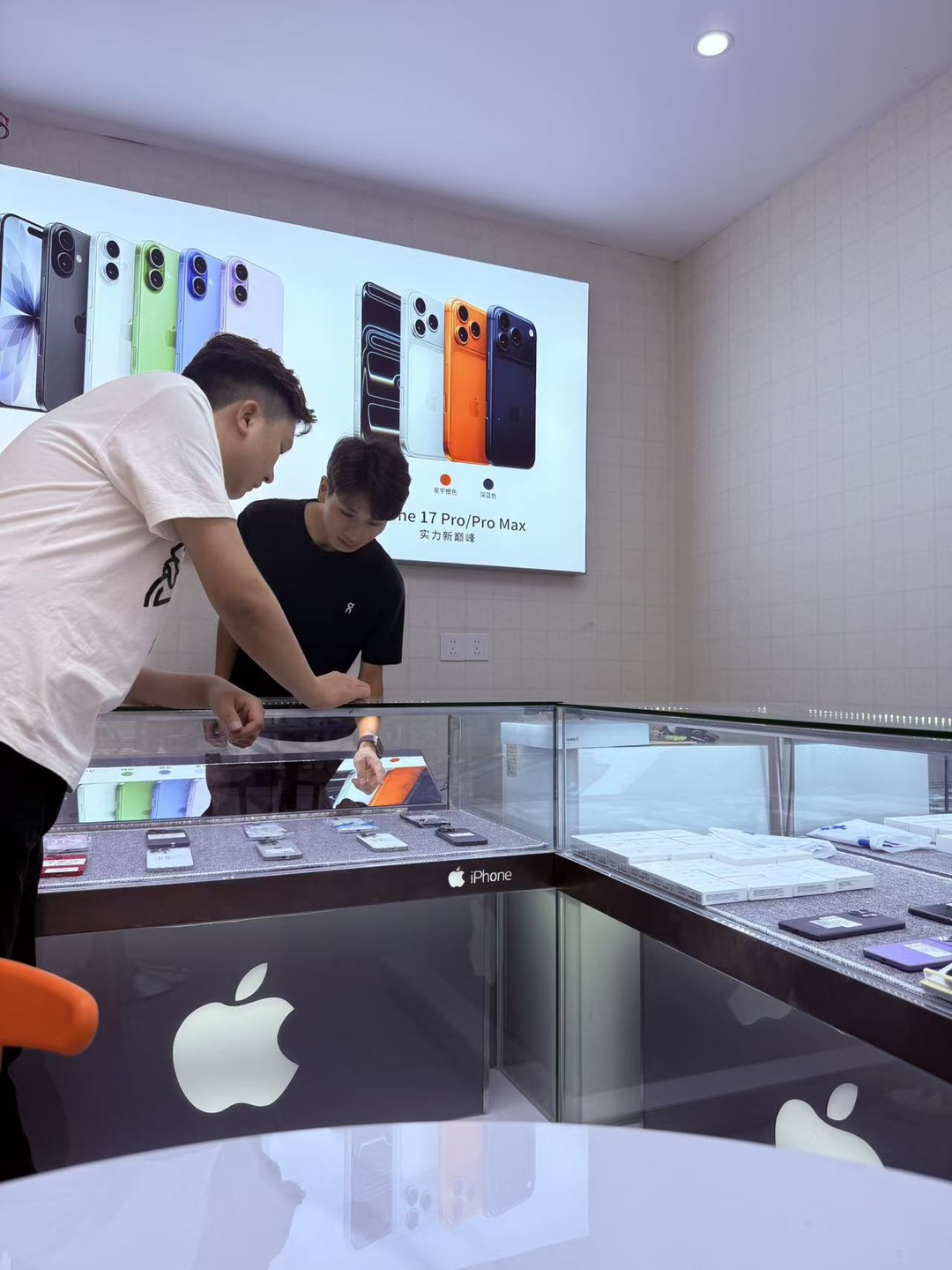 李娇/小鹏数码门店实拍